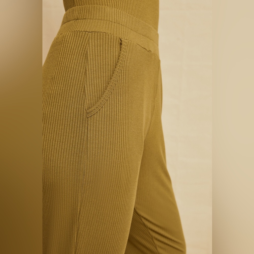 Amour Vert Skylar Paris Rib Jogger Matcha XXS - Picture 4 of 8